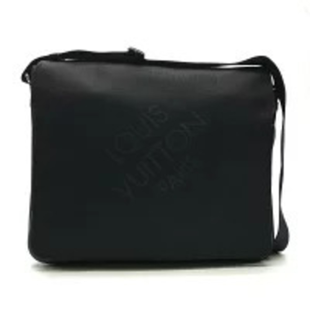 LOUIS VUITTON Messager Damier Geant Noir Black Shoulder Bag Messenger Document